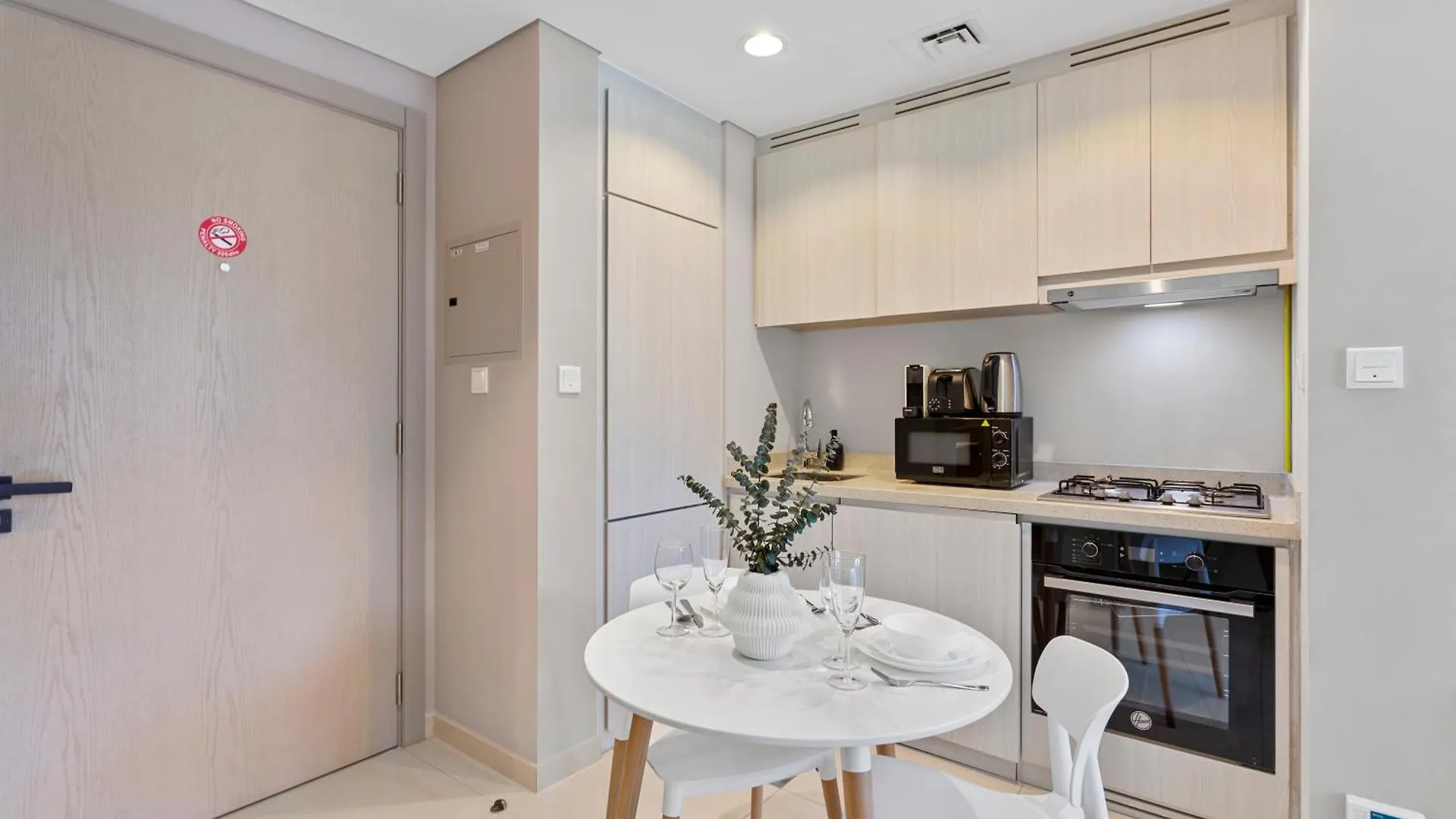 Superb 1Br Apartment In The Heart Of Business Bay Dubai