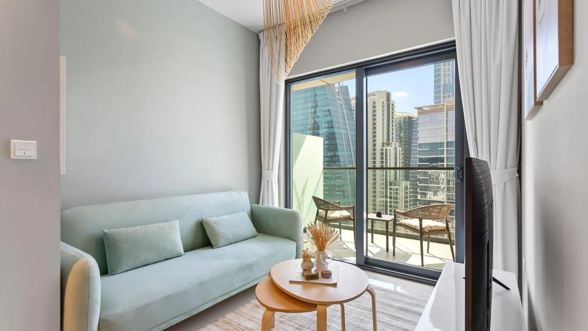 Superb 1Br Apartment In The Heart Of Business Bay Dubai